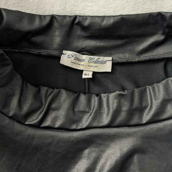 Black skirt - Picture 3 of 4